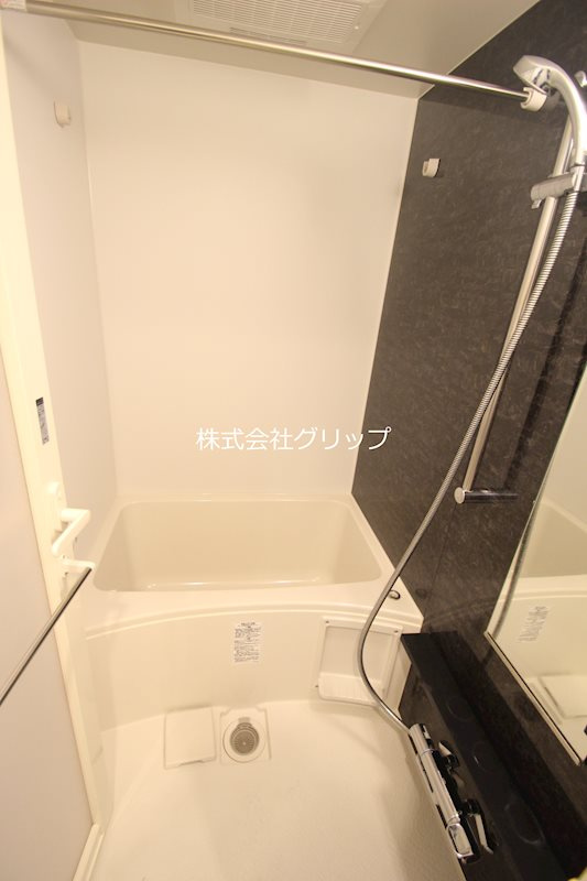 ウイングテラス京急川崎の浴室