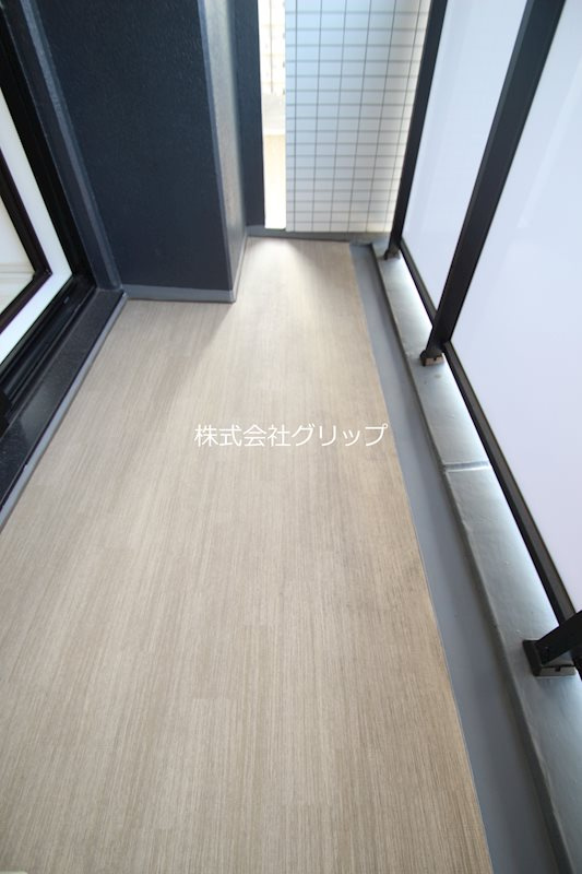 ウイングテラス京急川崎のバルコニー