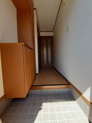 サン・ウィステリアの玄関