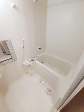 サン・ウィステリアの浴室