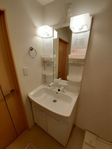 セレノ・カーサの洗面所