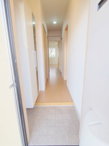 サンリットハウスの玄関