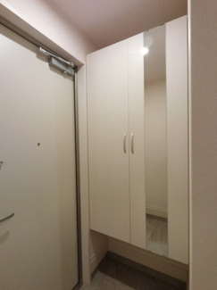 【玄関】 | イーストコート　Ａ