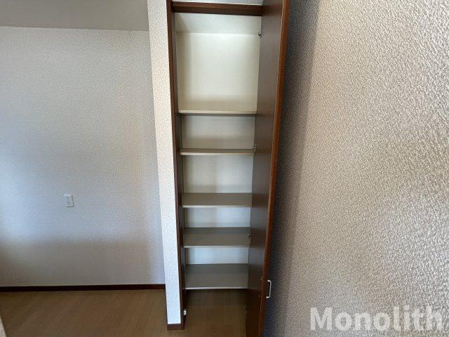 シャーメゾン光明池D棟の収納