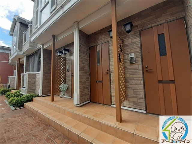 アセント・ヴィラⅡのエントランス