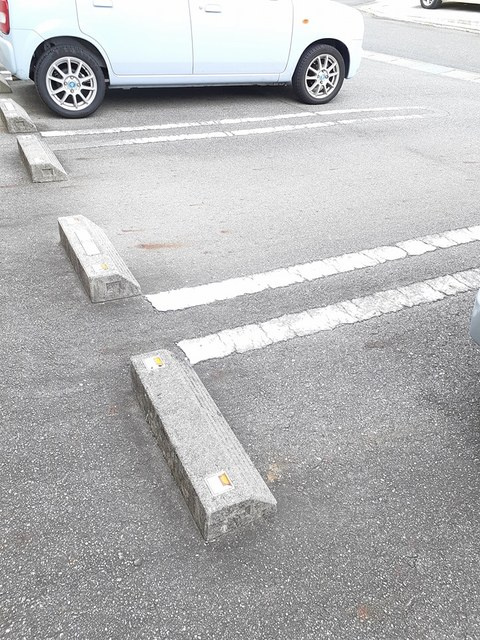 カーサ　セレノの駐車場