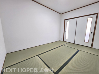 【和室】 | ドエル南塚口B棟 | 和室６帖です♪足を伸ばして寛げる居室です！！畳表替・襖貼替済みで気持ちよくご入居していただけます！！