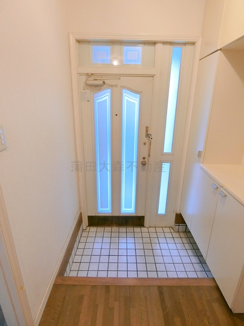 小澤メゾネットの玄関