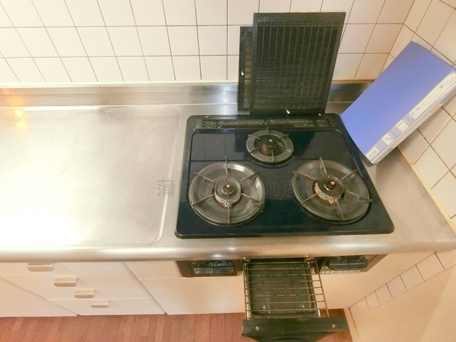 小澤メゾネットのキッチン