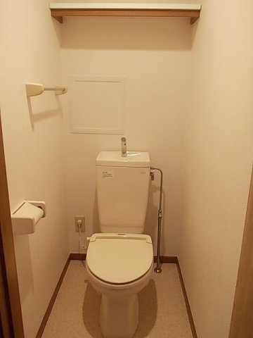 月曜館のトイレ