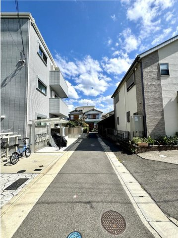 ALEGRIA河内山本EASTの周辺