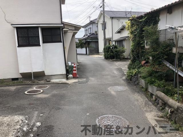 松山市越智３丁目の売地の周辺