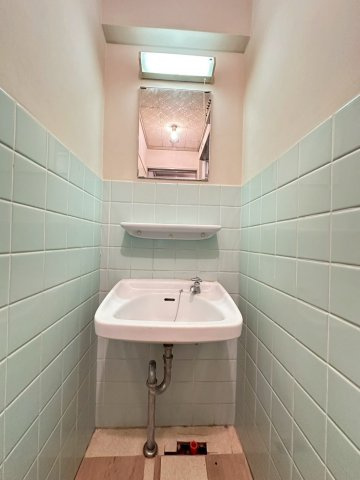 メゾンプランタンの洗面所