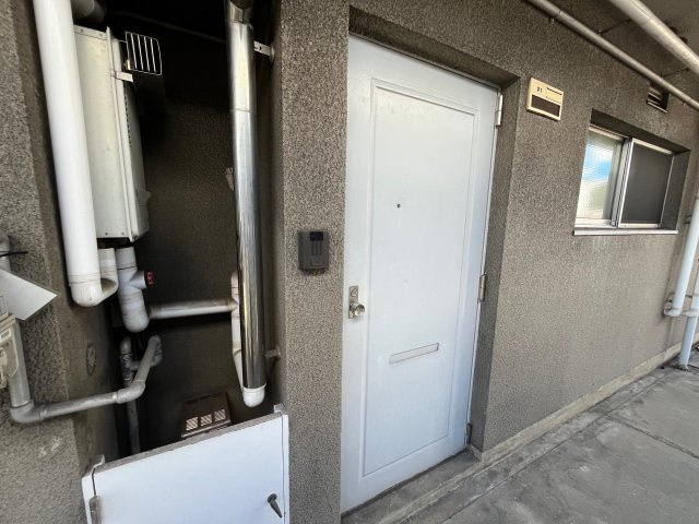 仁科レジデンスの玄関