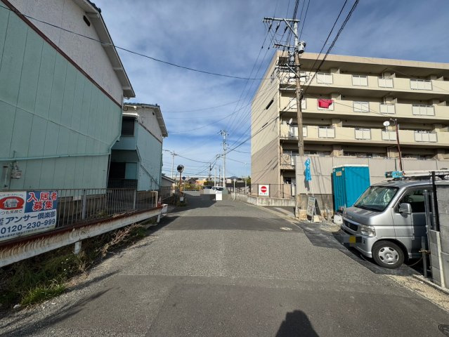 ーBloomーブルームー小倉南区横代北町1丁目3期　【小倉南区　新築戸建て】の前面道路含む現地写真|現地撮影　2025,12,23　ーBloomーブルームー小倉南区横代北町1丁目3期　【小倉南区　新築戸建て】
