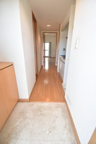 リアライズ住之江公園の玄関