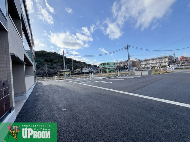 リヴィエールの駐車場