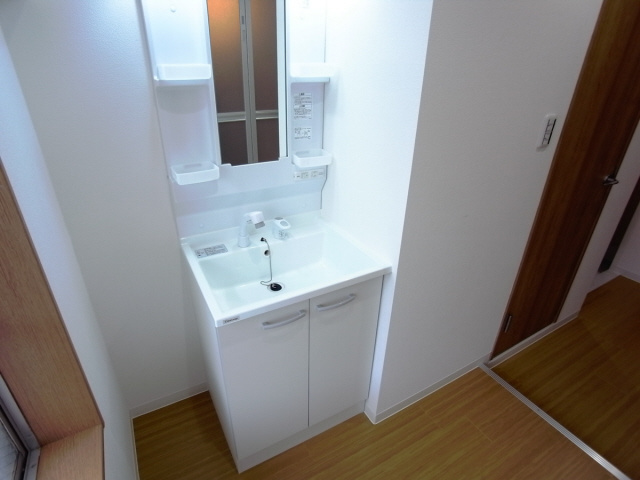 ユーコート岡本の洗面所