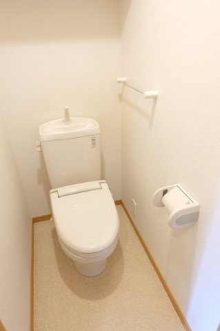 ヴェルデ春日井のトイレ|清潔感のあるトイレです