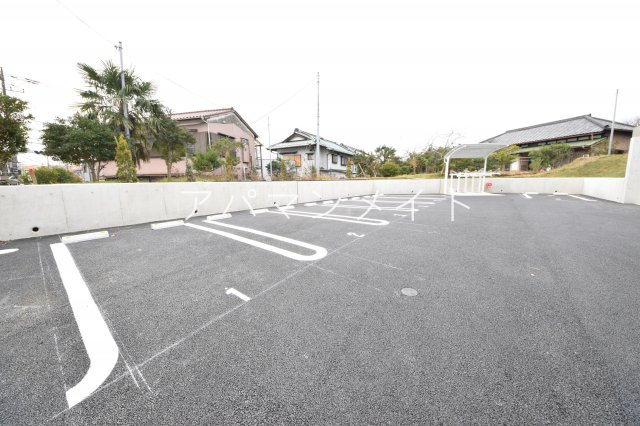 【駐車場】 | COMFORTIA | 駐車スペースもあります