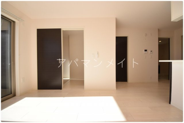 【居間・リビング】 | COMFORTIA | 戸塚周辺ならアパマンメイトへＬｅｔｓ Ｇｏ ！