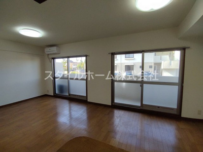 【居間・リビング】 | ピエールノーヴァ | 別部屋写真です。