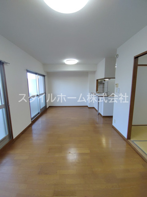 【居間・リビング】 | ピエールノーヴァ | 別部屋写真です。