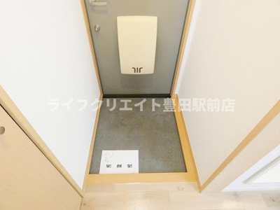 【玄関】 | エステート泉塚