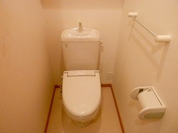 【トイレ】 | ラハイナ | トイレです