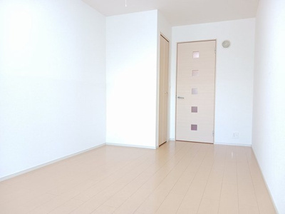 【居間・リビング】 | アラモードＦⅡ | おしゃれな居間です