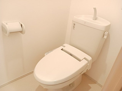 【トイレ】 | アラモードＦⅡ | 落ち着いた色調のトイレです