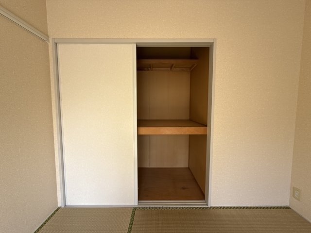 メゾンファミーユＡ棟の収納