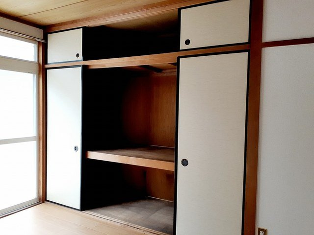 ハイツ東山の収納|便利な収納スペースです