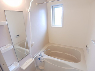 【浴室】 | グランソレイユ | お風呂で日々の疲れを落としましょう