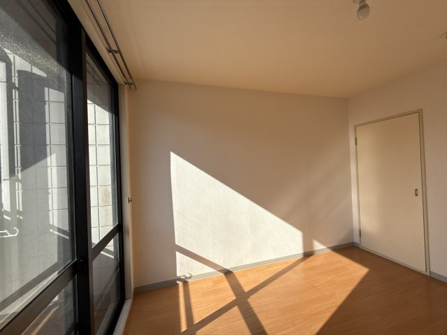 リバーサイドⅡ　Ｂ棟の寝室