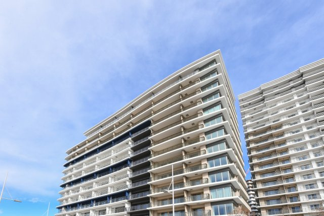 Sun Village A棟 5階の外観|建物外観写真です。