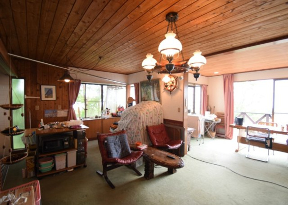 【居間・リビング】 | 東急天城高原別荘地　戸建