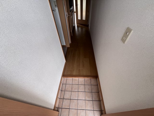 フィオーレ橘の玄関