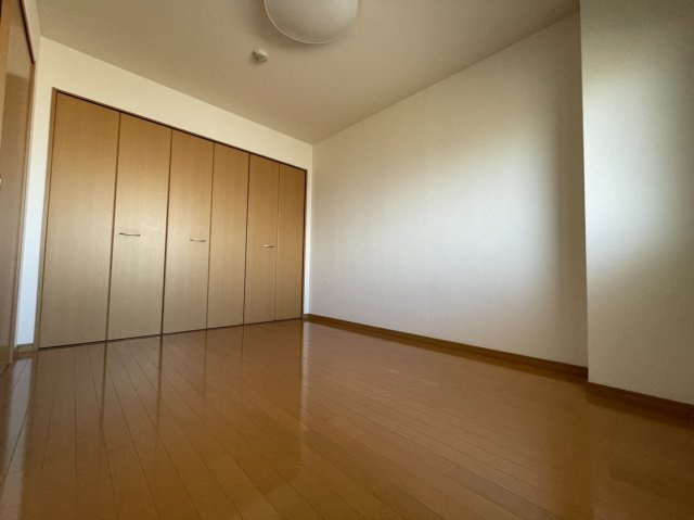グリーンヒルズ津福の寝室