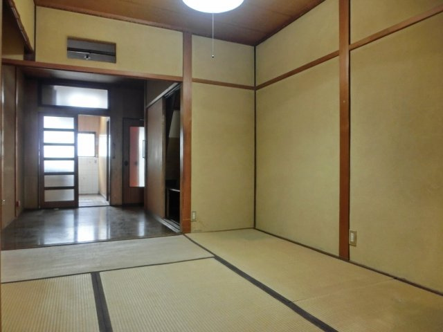 天下茶屋貸家の和室