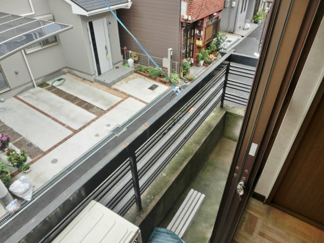 天下茶屋貸家の収納