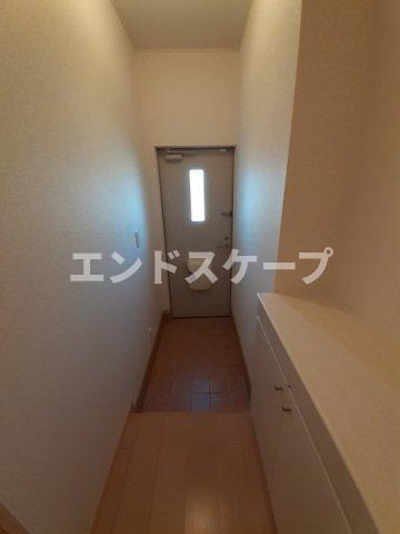 メゾン・アンジュの玄関|高崎、前橋のお部屋探しはエンドスケープまで！お客様の理想お聞かせ下さい♪