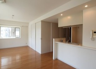 川崎市麻生区万福寺１丁目の賃貸マンションの居間・リビング