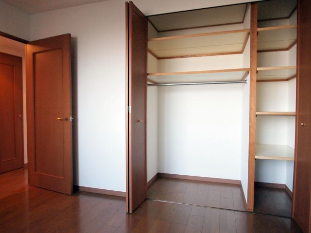 南海ハイライズフラット天下茶屋の収納