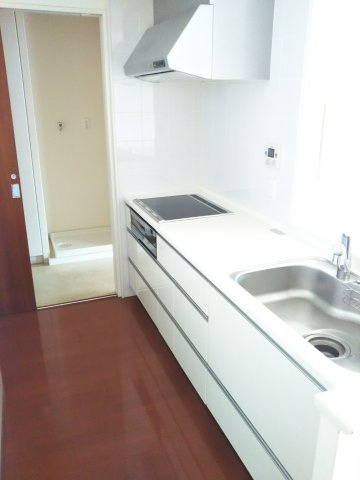 サーパス久保田南のキッチン