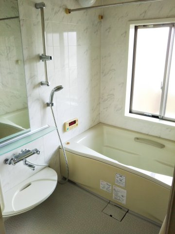 サーパス久保田南の浴室