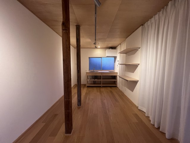 神戸市垂水区旭が丘１丁目のアパートの居間・リビング