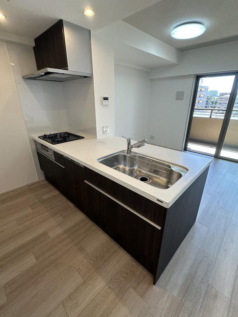 三鷹市下連雀８丁目の中古マンションのキッチン