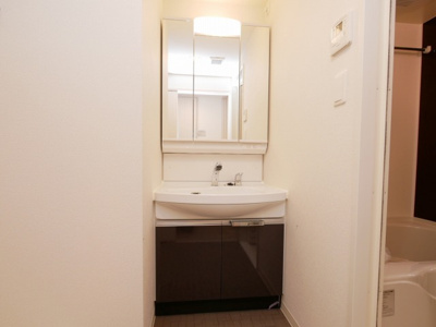 【洗面所】 | プレサンス堺筋本町駅前シェル | 独立洗面台です