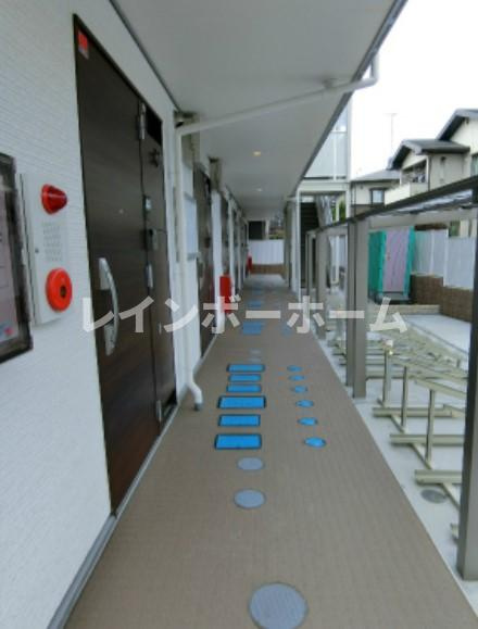 リブリ・マサジコートのロビー